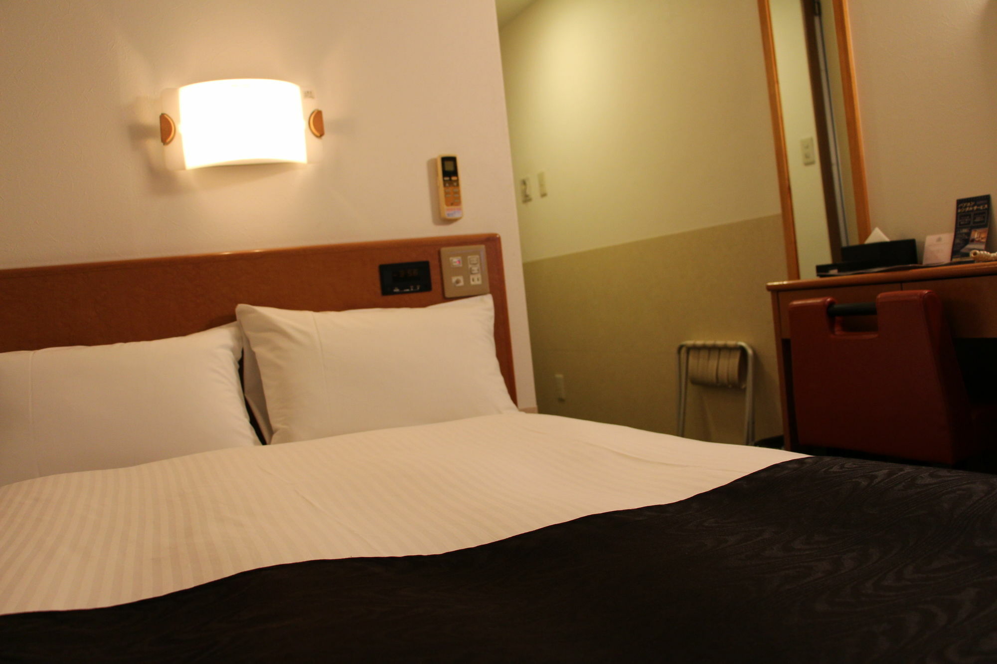 Apa Hotel Tokushima Ekimae Екстер'єр фото